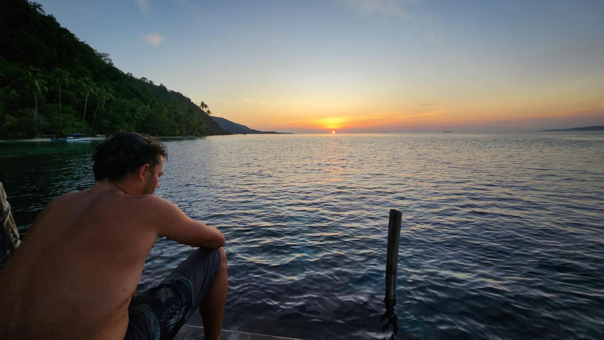 Terimakasih Homestay Pulau Mansuar Exteriör bild